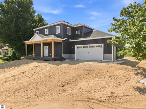 11573 Topview Dr, Williamsburg, MI, 49690-9543 | Card Image