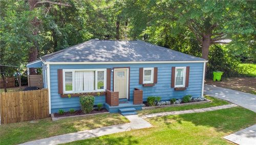 3211 Old Concord Rd Se, Smyrna, GA, 30082-2642 | Card Image