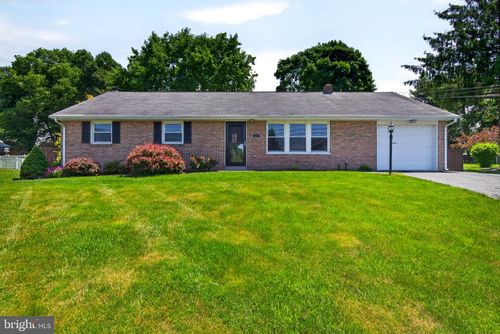 24 Snyder Hill Rd, LITITZ, PA, 17543-8935 | Card Image
