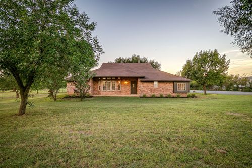 1560 Broad Valley Ct, Burleson, TX, 76028-6506 | Card Image