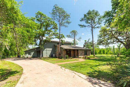3328 County Road 245, Brazoria, TX, 77422-7272 | Card Image