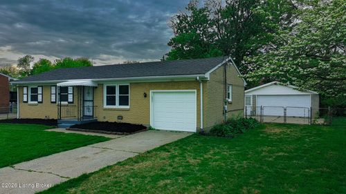 11214 Deering Rd, Louisville, KY, 40272-4374 | Card Image