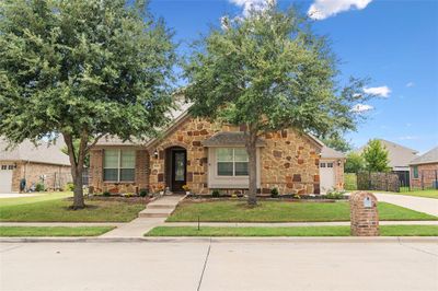 View of front of property featuring a front yard | Image 3