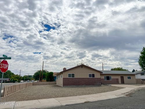 306 S California St, Yerington, NV, 89447-2613 | Card Image