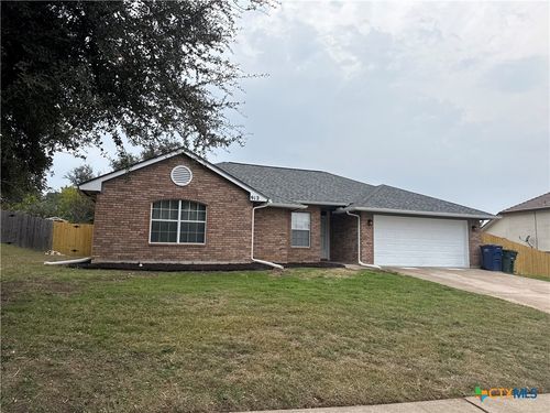 912 Risen Star Ln, Copperas Cove, TX, 76522-4733 | Card Image