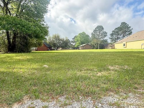 7 Alta Vis, Huntsville, TX, 77340-1407 | Card Image