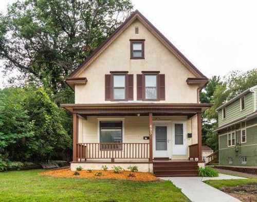 693 Smith Ave S, Saint Paul, MN, 55107-2623 | Card Image