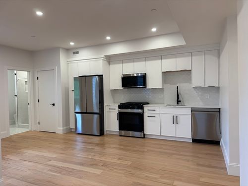 2-531 Bennington St, Boston, MA, 02128-1520 | Card Image