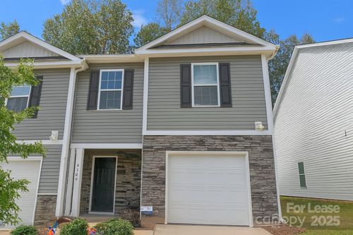 6104 Faron Way, Charlotte, NC, 28262-3087 | Card Image