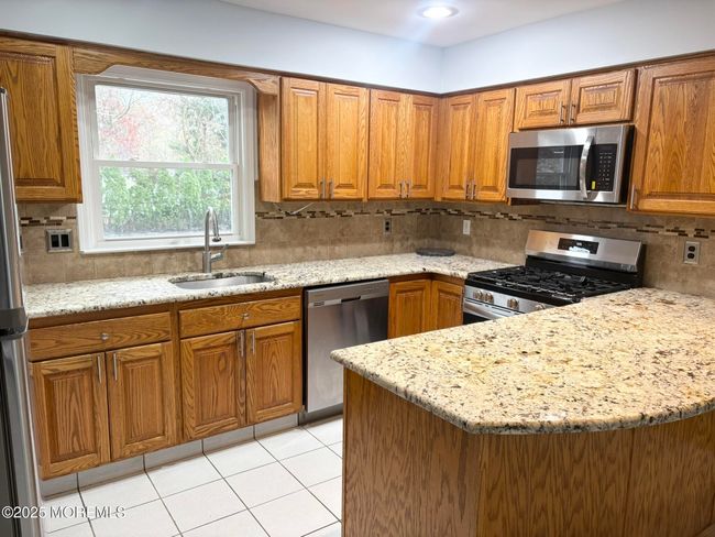 213 Ashlar Way, House other with 4 bedrooms, 3 bathrooms and null parking in Toms River NJ | Image 10