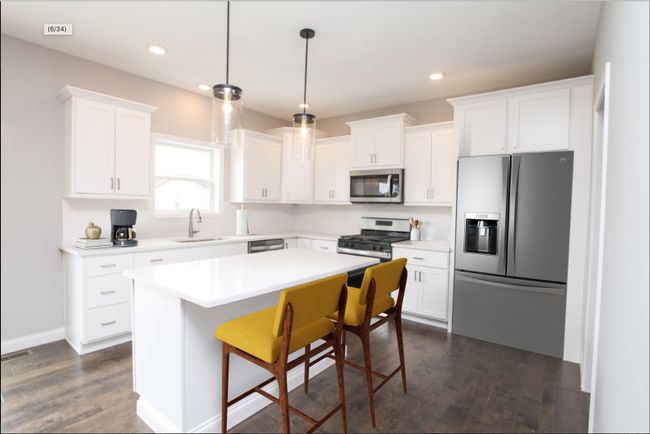 511 Bobwhite Way, House other with 5 bedrooms, 3 bathrooms and 3 parking in Normal IL | Image 4