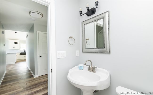 715 Valley View Trce, Home with 4 bedrooms, 3 bathrooms and null parking in New Albany IN | Image 37