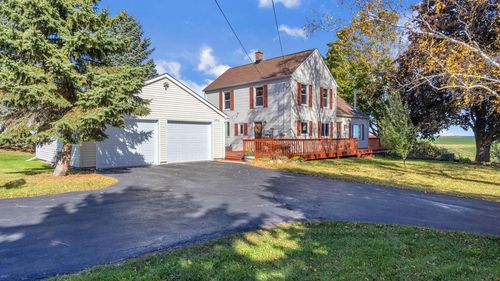 484 County Road D, BELGIUM, WI, 53004 | Card Image