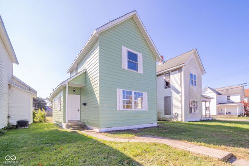 102 E South B St, Gas City, IN, 46933-1713 | Card Image