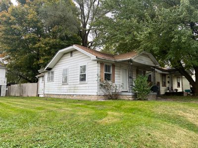 2422 Lincoln Street, House other with 2 bedrooms, 1 bathrooms and null parking in Anderson IN | Image 1