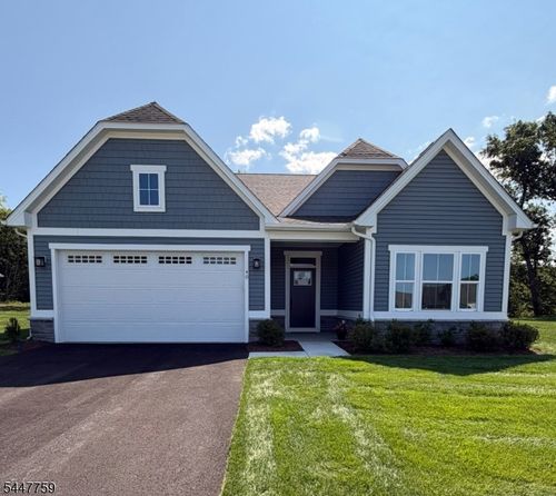 40 Thomas Knoll Blvd, Port Murray, NJ, 07865-4085 | Card Image