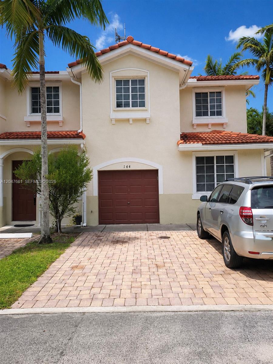 Residential Lease in Miami Gardens 2