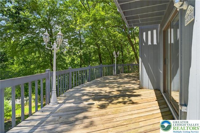 6471 Decker Rd, House other with 3 bedrooms, 2 bathrooms and null parking in Bushkill PA | Image 32