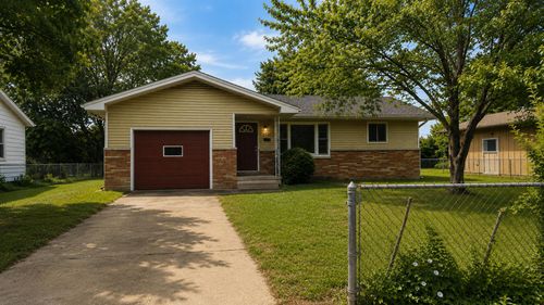 2140 N Kentwood Avenue, Springfield, MO, 65803 | Card Image