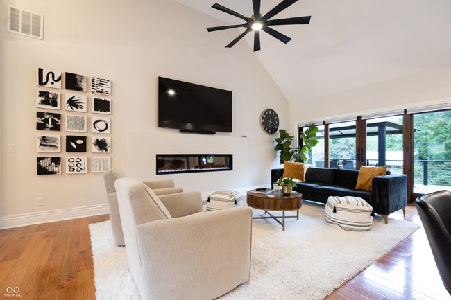 11911 Grandview Dr, House other with 5 bedrooms, 3 bathrooms and null parking in Columbus IN | Image 11