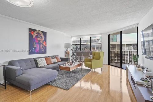apt-b1706-1901 Brickell Ave, Miami, FL, 33129-1763 | Card Image
