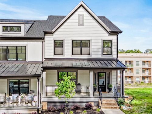 360 N Broad St, Waxhaw, NC, 28173-8989 | Card Image