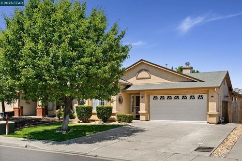 2224 El Lago Dr, Oakley, CA, 94561-4165 | Card Image