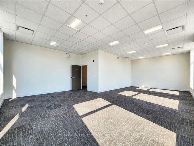 Unit 216 | Image 6