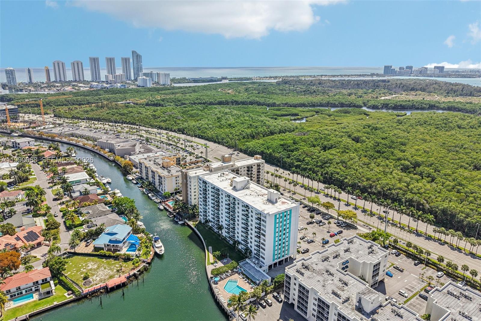 Residential in North Miami Beach 3