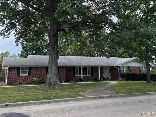1615 Perryville Rd, Cape Girardeau, MO, 63701-2971 | Card Image