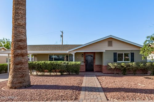 1850 E Hazelwood St, Phoenix, AZ, 85016-4645 | Card Image