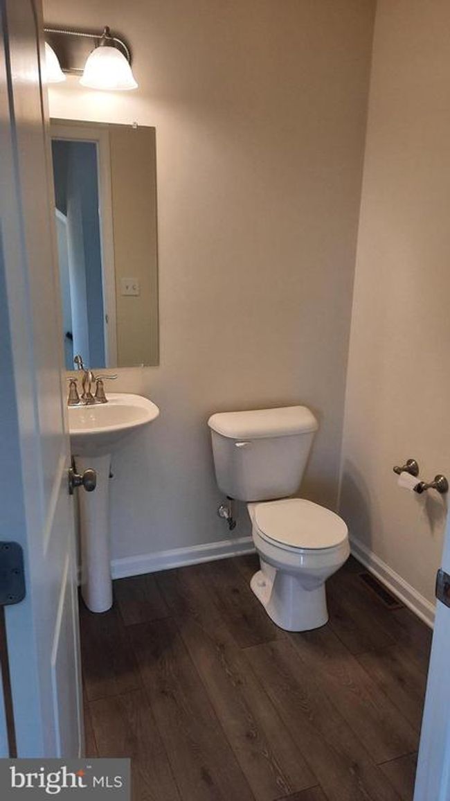 901 Admirals Quay Dr, Townhouse with 3 bedrooms, 3 bathrooms and null parking in MECHANICSBURG PA | Image 8