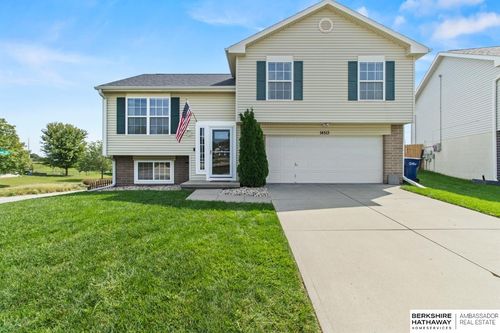 14513 S 28th Cir, Bellevue, NE, 68123-4781 | Card Image