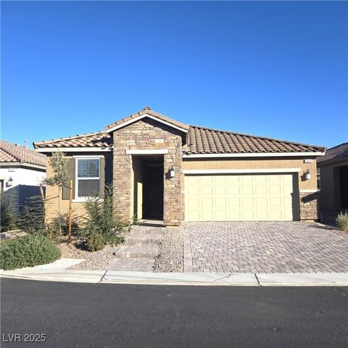 5920 Bruselas St, Las Vegas, NV, 89113-6671 | Card Image