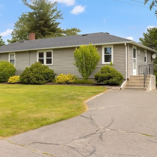 42-42 Neillian St, Bedford, MA, 01730-2336 | Card Image