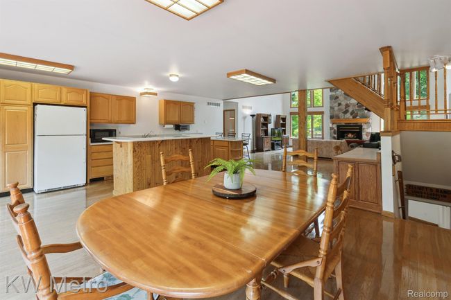 Dining Area | Image 14