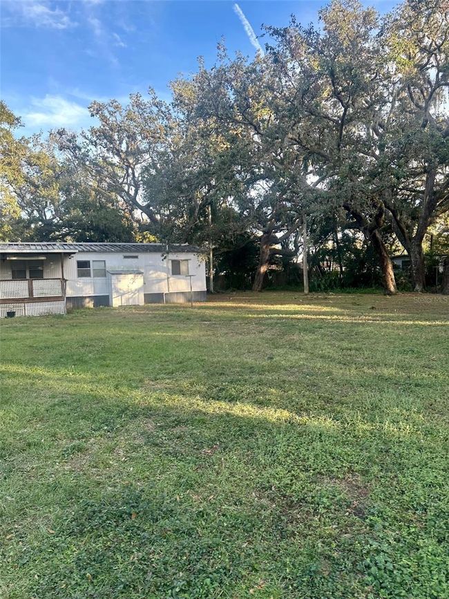 38230 Alston Ave, House other with 2 bedrooms, 2 bathrooms and null parking in ZEPHYRHILLS FL | Image 10