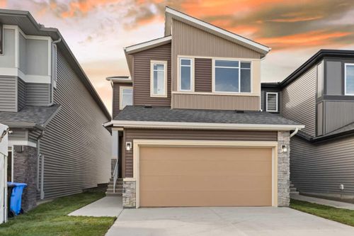 41 Corner Glen Way Ne, Calgary, AB, T3N2L7 | Card Image