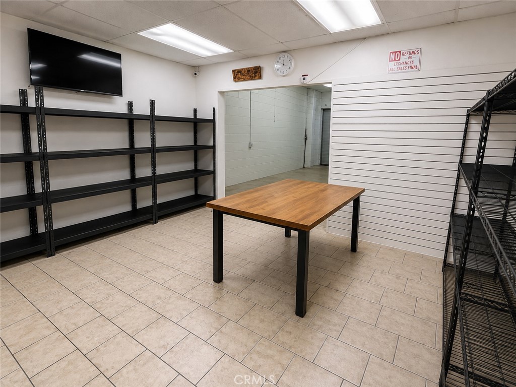Commercial Lease in Colton 5
