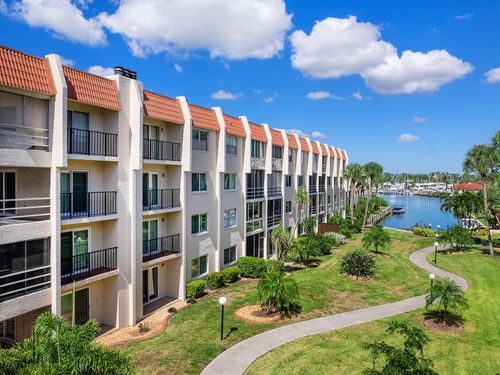 apt-234-230 Santa Maria St, VENICE, FL, 34285-1846 | Card Image