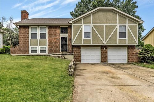 19201 E 13th Ter N, Independence, MO, 64056-1241 | Card Image