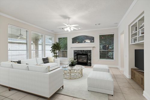 10 Surrey Run Pl, Conroe, TX, 77384-4785 | Card Image