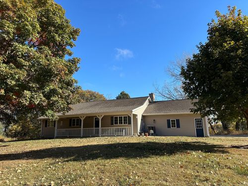 278 Activeaid Rd, Redwood Falls, MN, 56283-2637 | Card Image