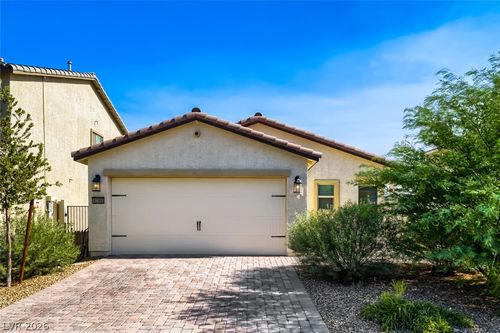 6786 Globemaster Ct, Las Vegas, NV, 89156-7120 | Card Image