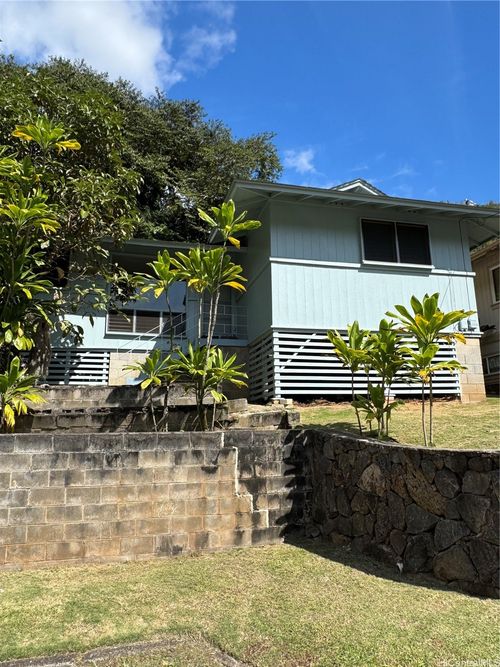 3606 Halekipa Pl, Honolulu, HI, 96816-3402 | Card Image