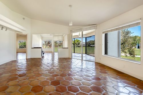 8704-7473 Victory Ln, Delray Beach, FL, 33446-3105 | Card Image