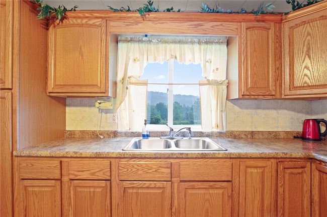 385 Frantz Rd, House other with 3 bedrooms, 2 bathrooms and 5 parking in Confluence PA | Image 20