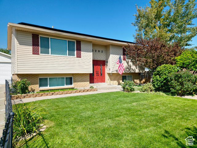 Shalee St, Salt Lake City, UT 84118