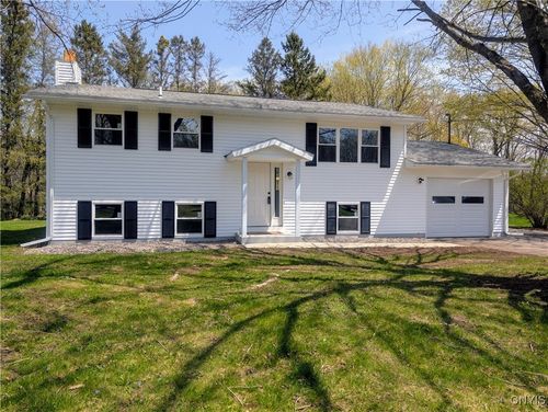 3394 Gunzen Dr, Cortland, NY, 13045-9347 | Card Image