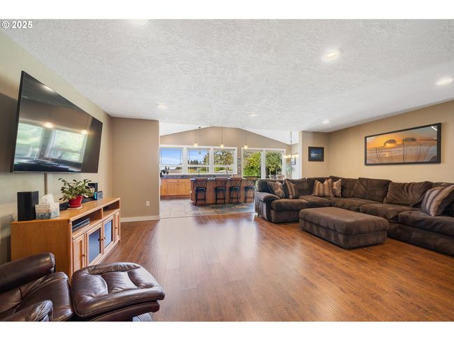 7705 Seattle Ave, House other with 4 bedrooms, 3 bathrooms and 3 parking in Bay City OR | Image 10